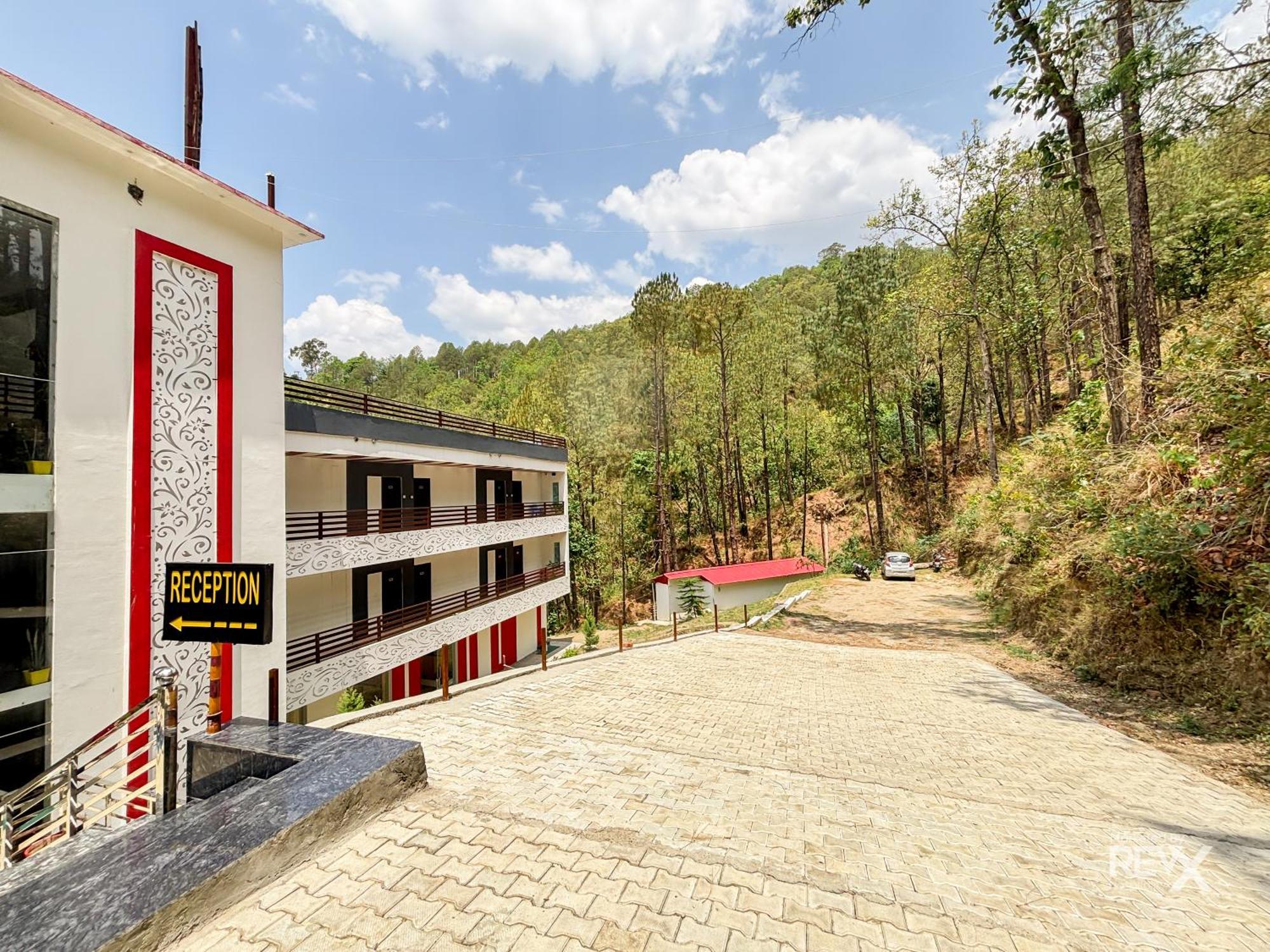 Hotel Prince Valley Lansdowne Exterior foto